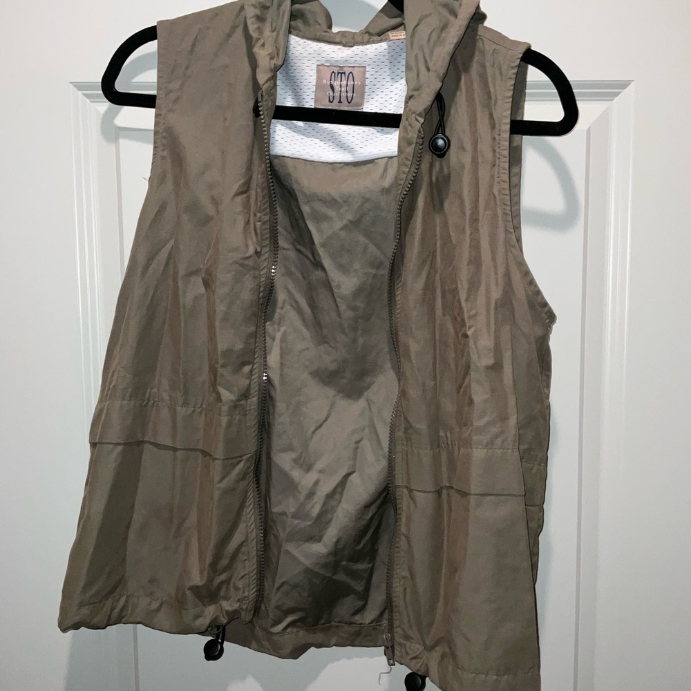 Susquehanna Trail Outfitters Hooded Vest